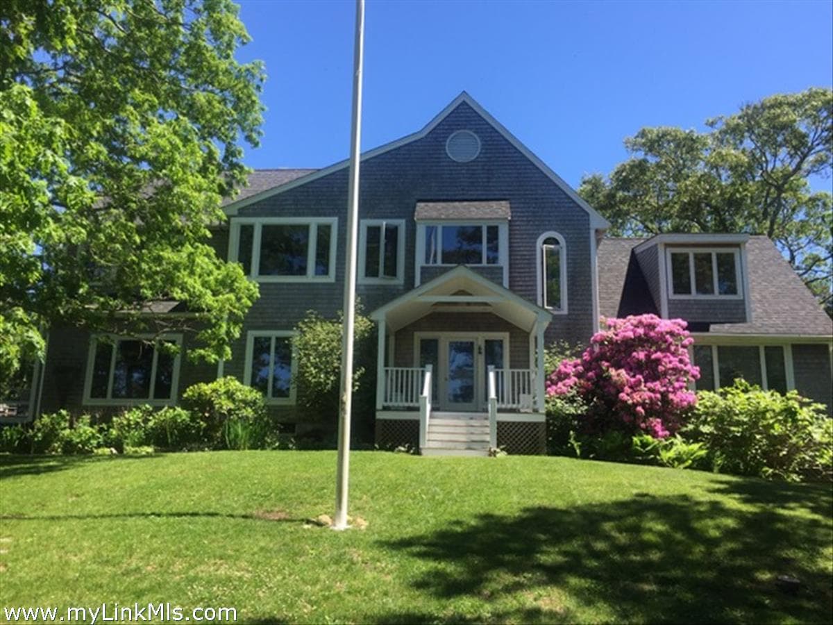 Image 2 - 137 Massasoit Avenue