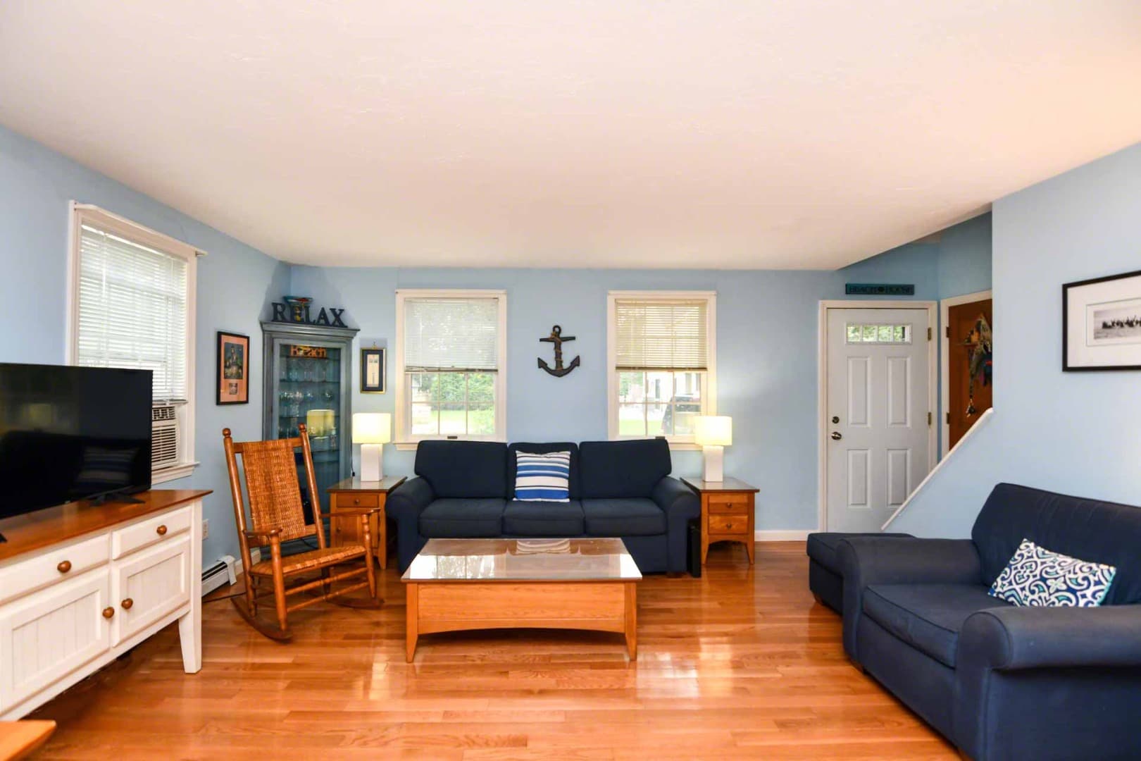 Image 3 - 66 Forest Avenue