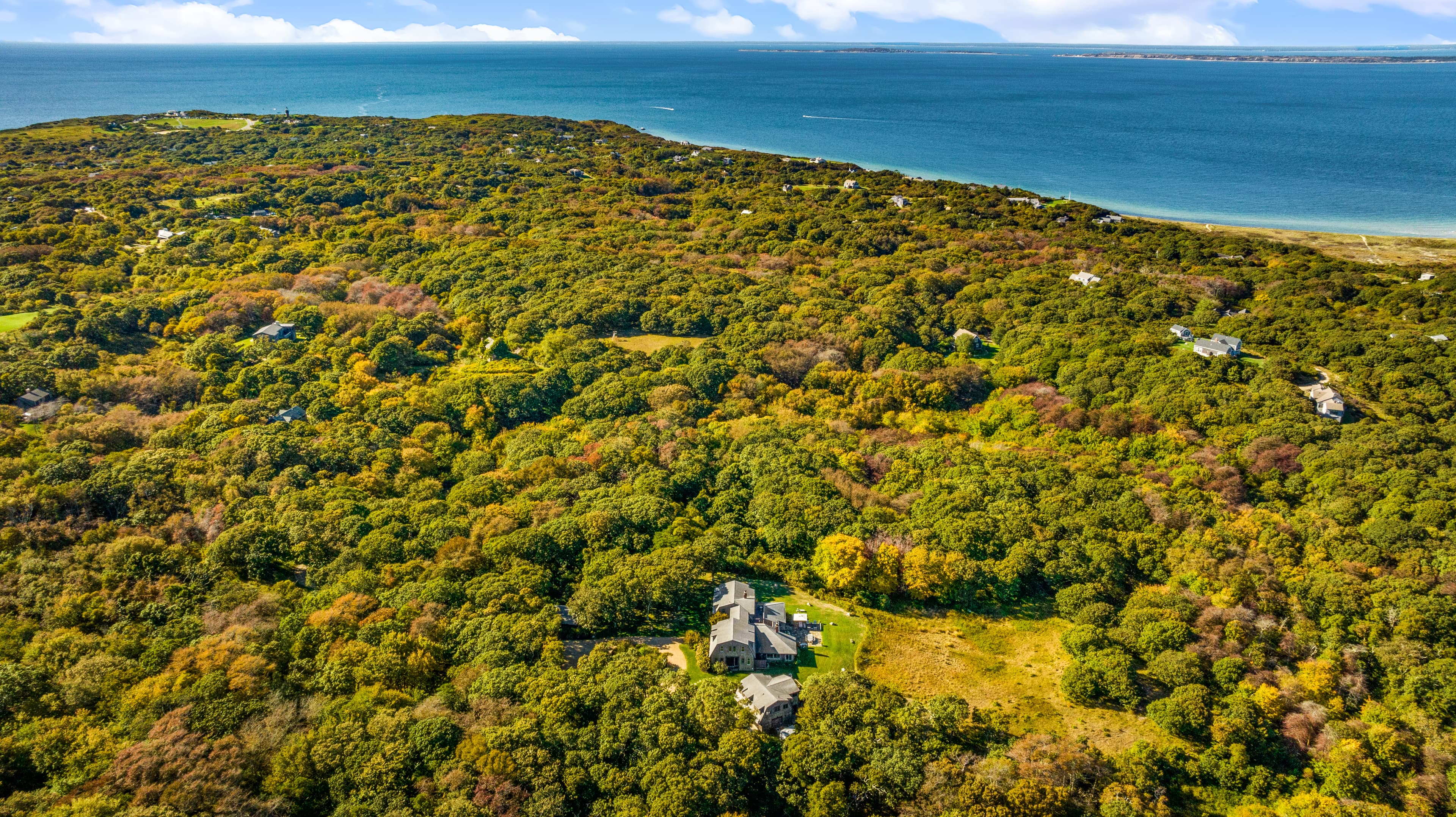 19-locust-lane-aquinnah-ma-02535-40250