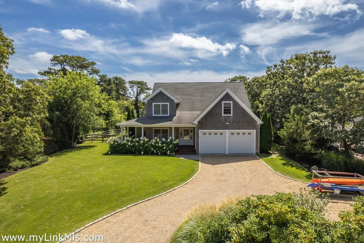 7-whistling-swan-circle-edgartown-ma-02539-40548