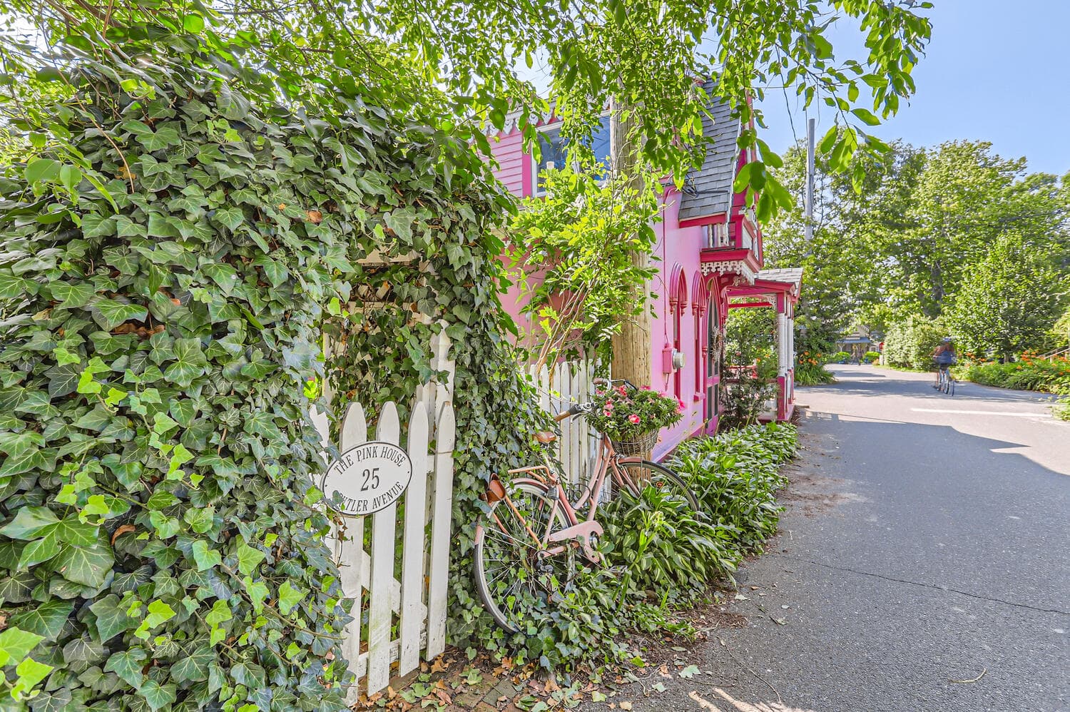 Image 2 - 25 Butler Avenue
