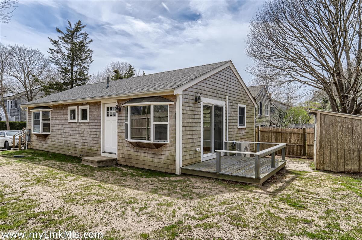 95-summer-street-vineyard-haven-ma-02568-40807