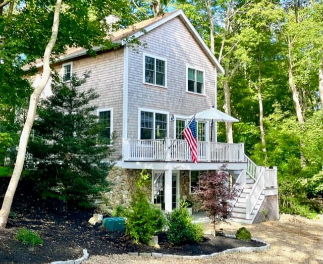 82 Skiff Avenue