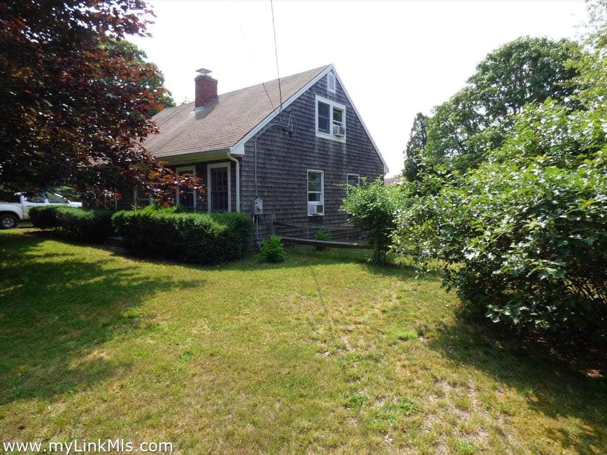 Image 2 - 34 Knoll Drive