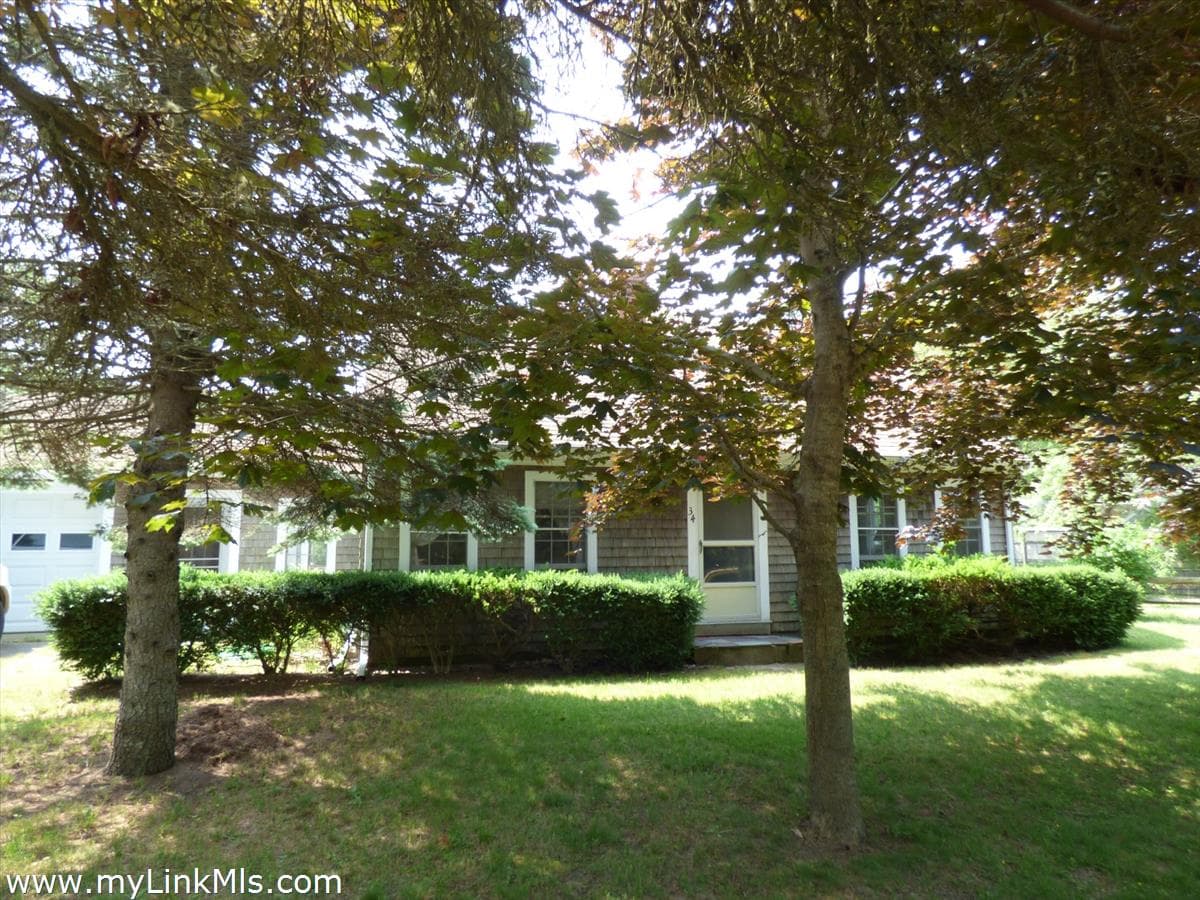 Image 3 - 34 Knoll Drive