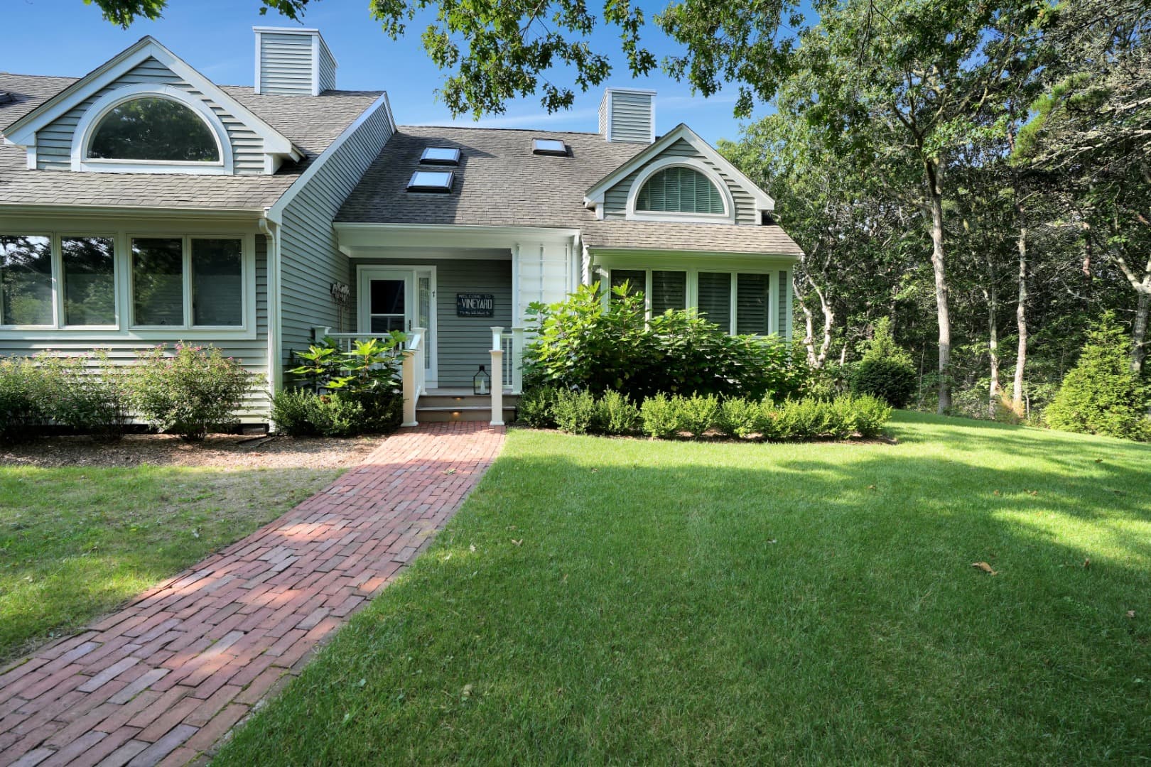 Image 2 - 7 Meetinghouse Village Way