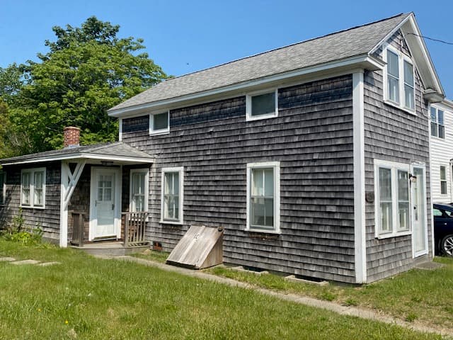 51 Lagoon Pond Road