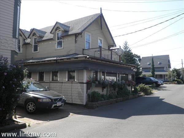 Image 2 - 38 Kennebec Avenue