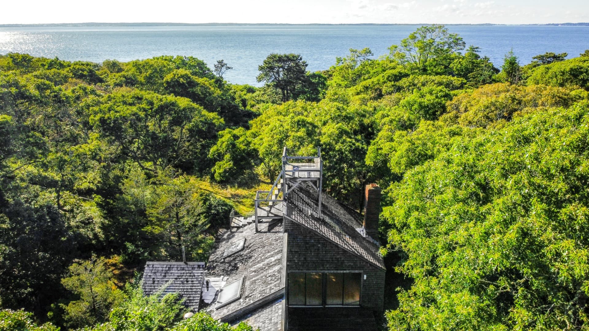 Image 1 - 26 Chappaquiddick Avenue