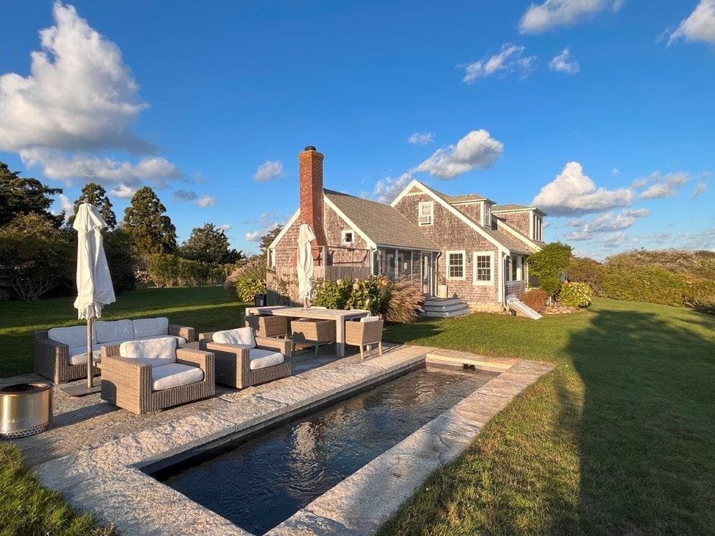 11-greenhouse-lane-chilmark-ma-02535-41656