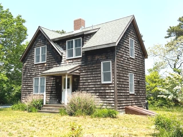 Image 3 - 4 Fowler Avenue