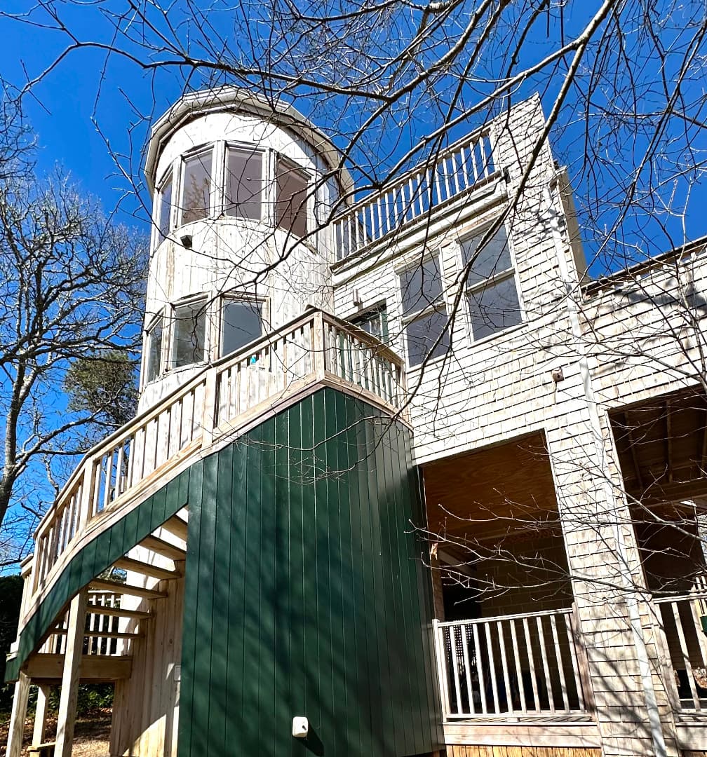 Image 1 - 31 Ninth Street North