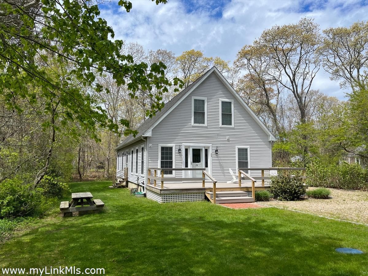Image 1 - 25 Hampson Avenue