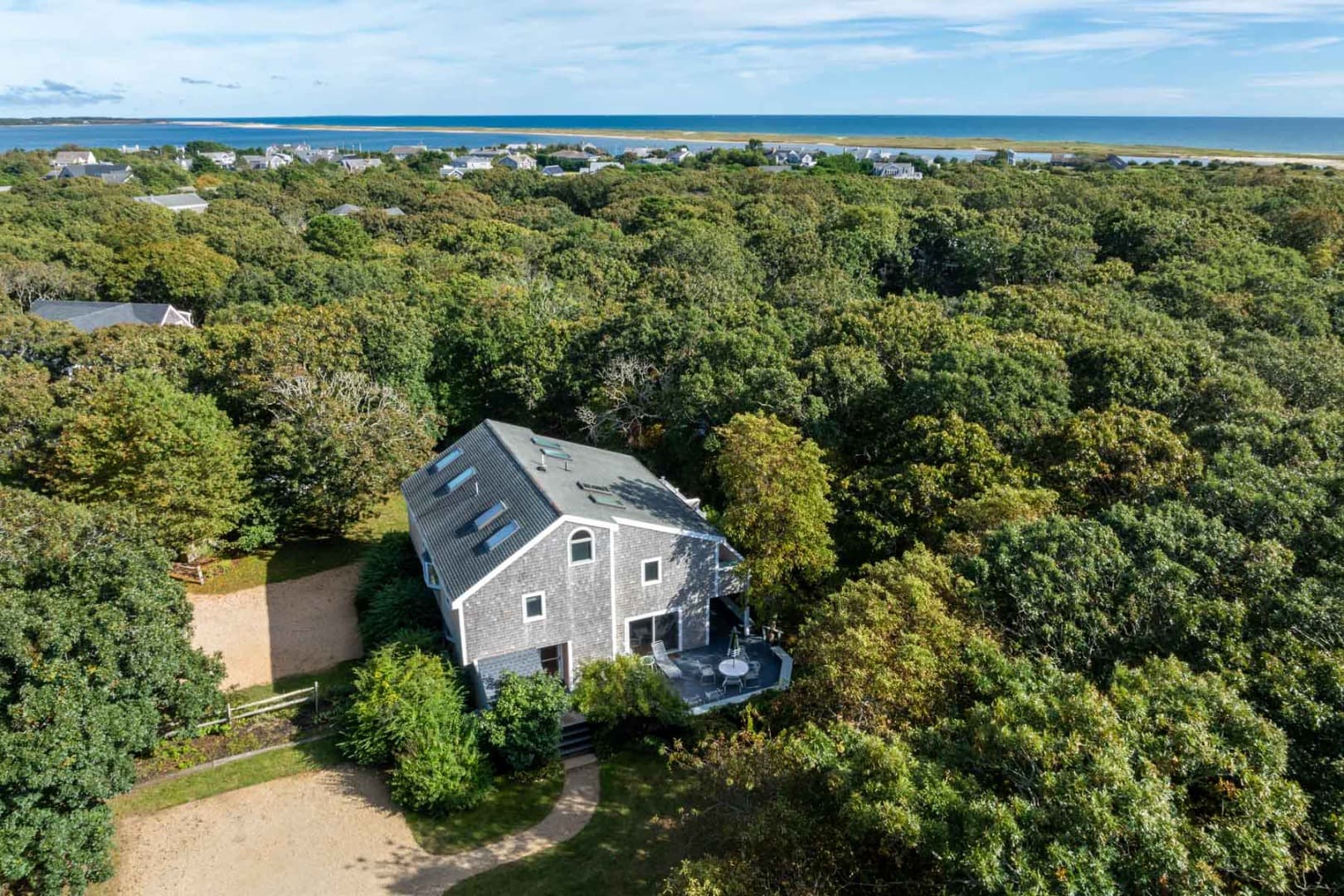 Image 3 - 2 Mattakesett Bay Road M1