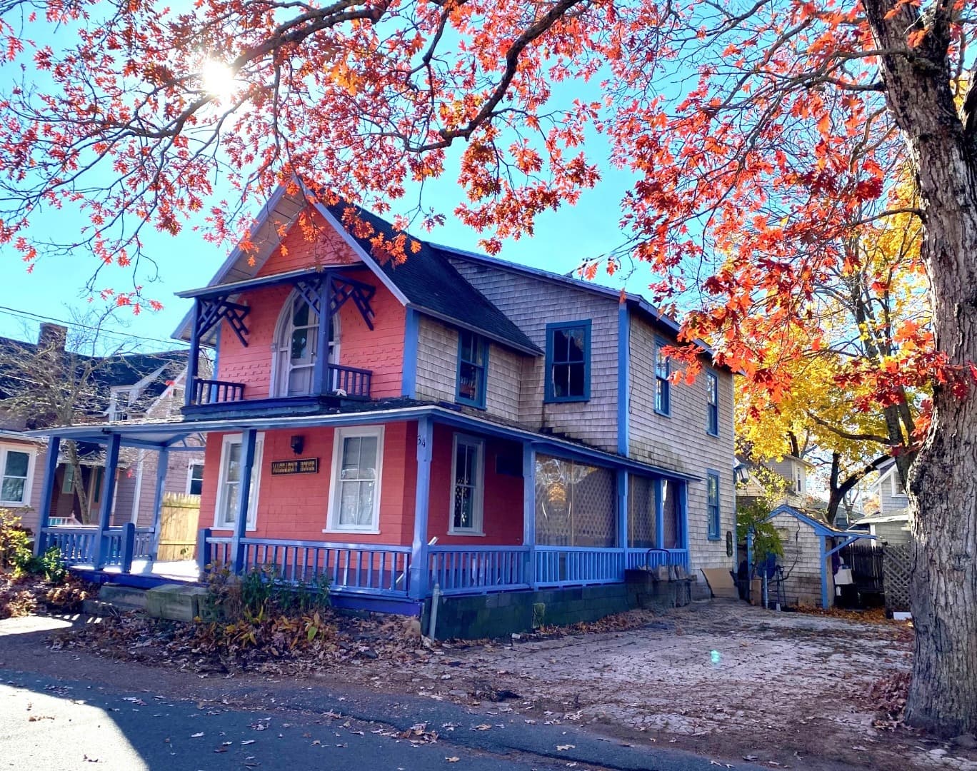 Image 3 - 34 Massasoit Avenue