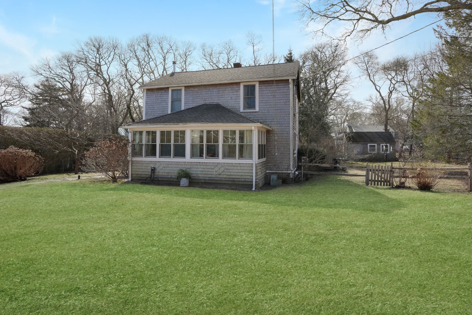 Image 2 - 110 Daggett Avenue