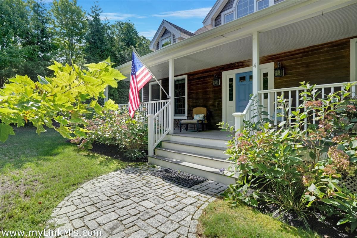 4-high-meadow-lane-oak-bluffs-ma-02557-42967