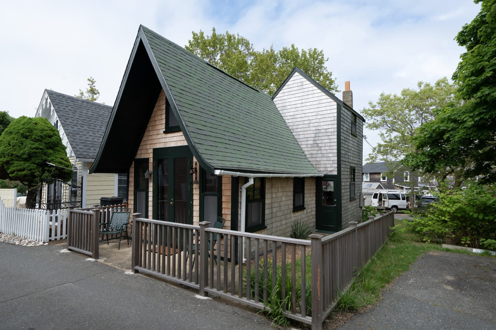 Image 1 - 21 Rock Avenue