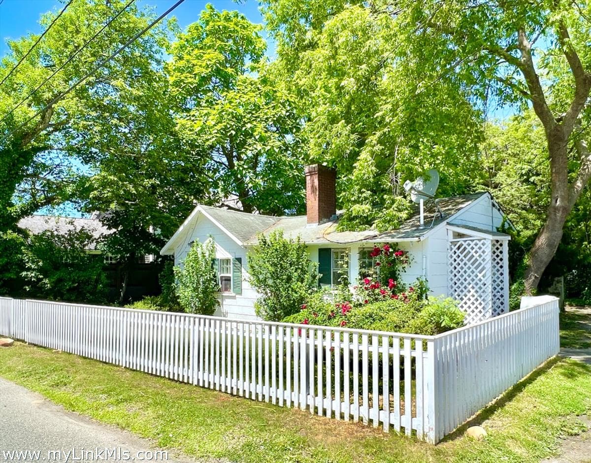 11-norton-street-edgartown-ma-02539-43011