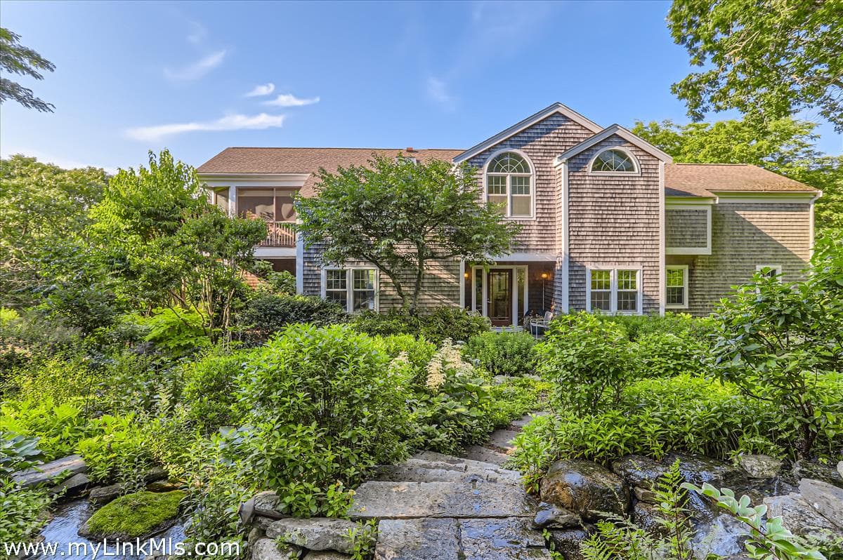 49-gosnolds-way-chilmark-ma-02535-43016