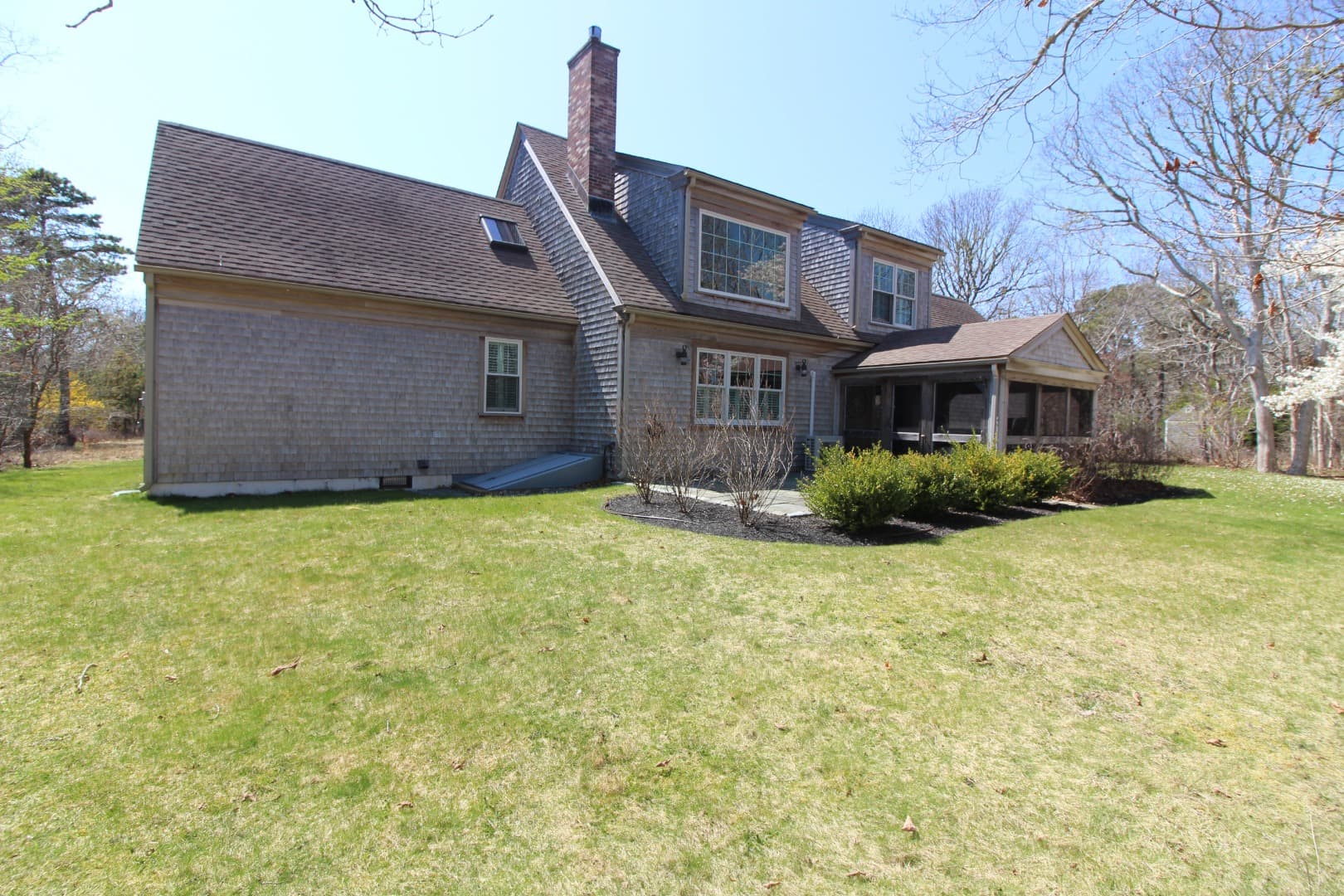 Image 3 - 13 Hotchkiss Lane