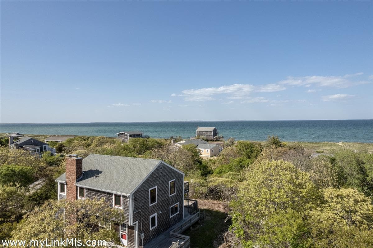 654-lighthouse-road-aquinnah-ma-02535-43206