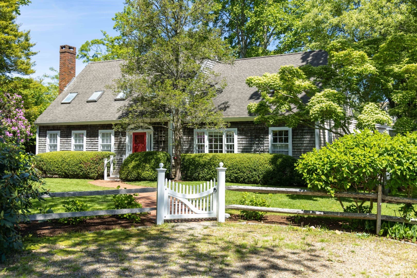 Image 1 - 21 Woodlawn Ave