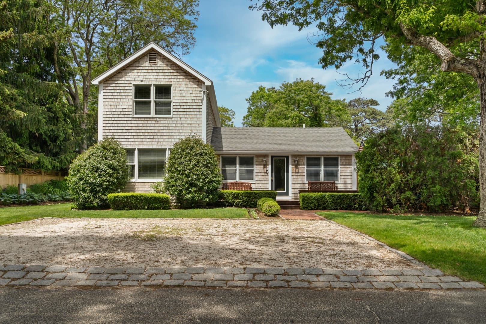 Image 1 - 35 Vineyard Avenue Extension