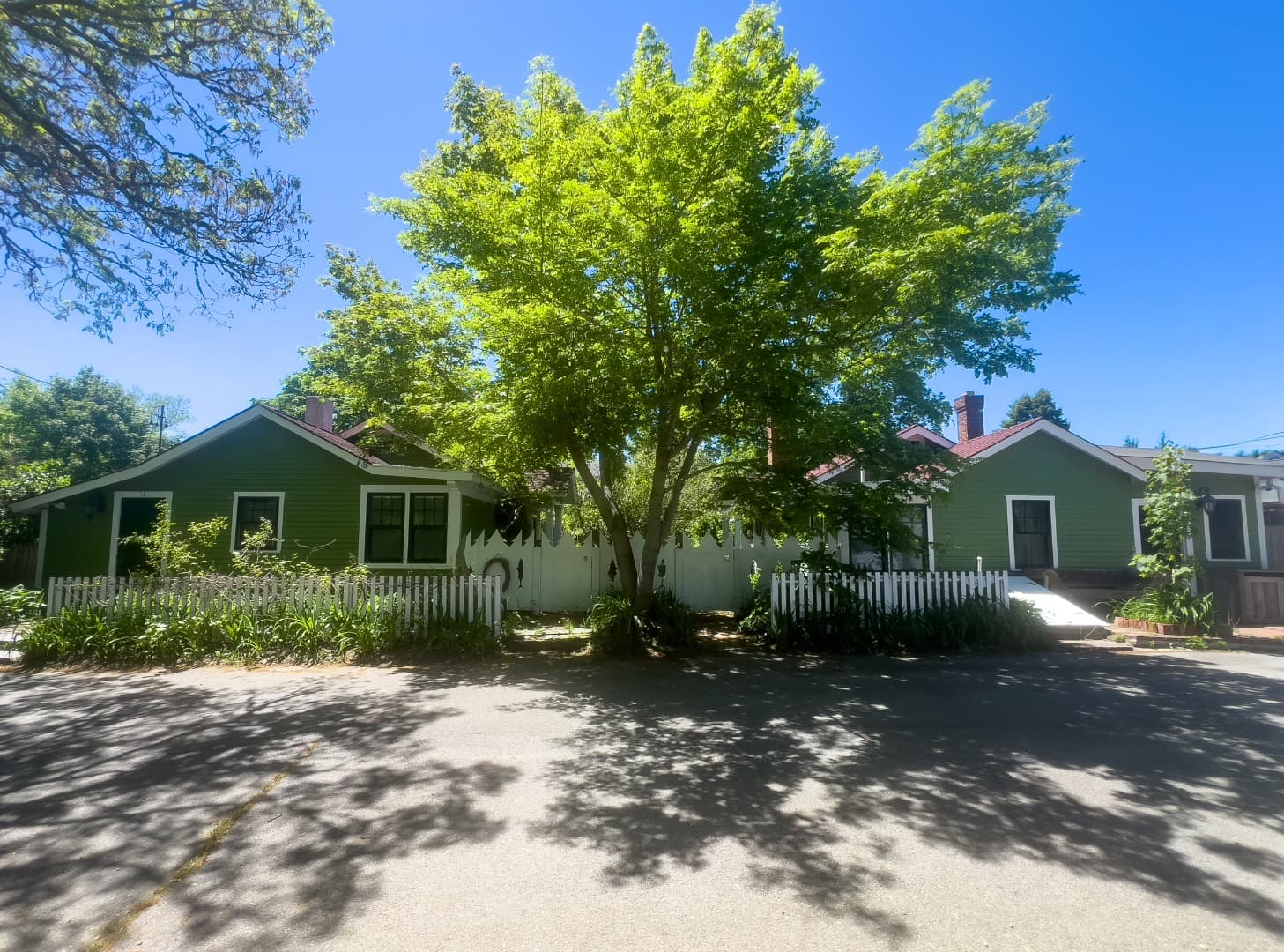 Image 1 - 12 & 14 Maple Avenue