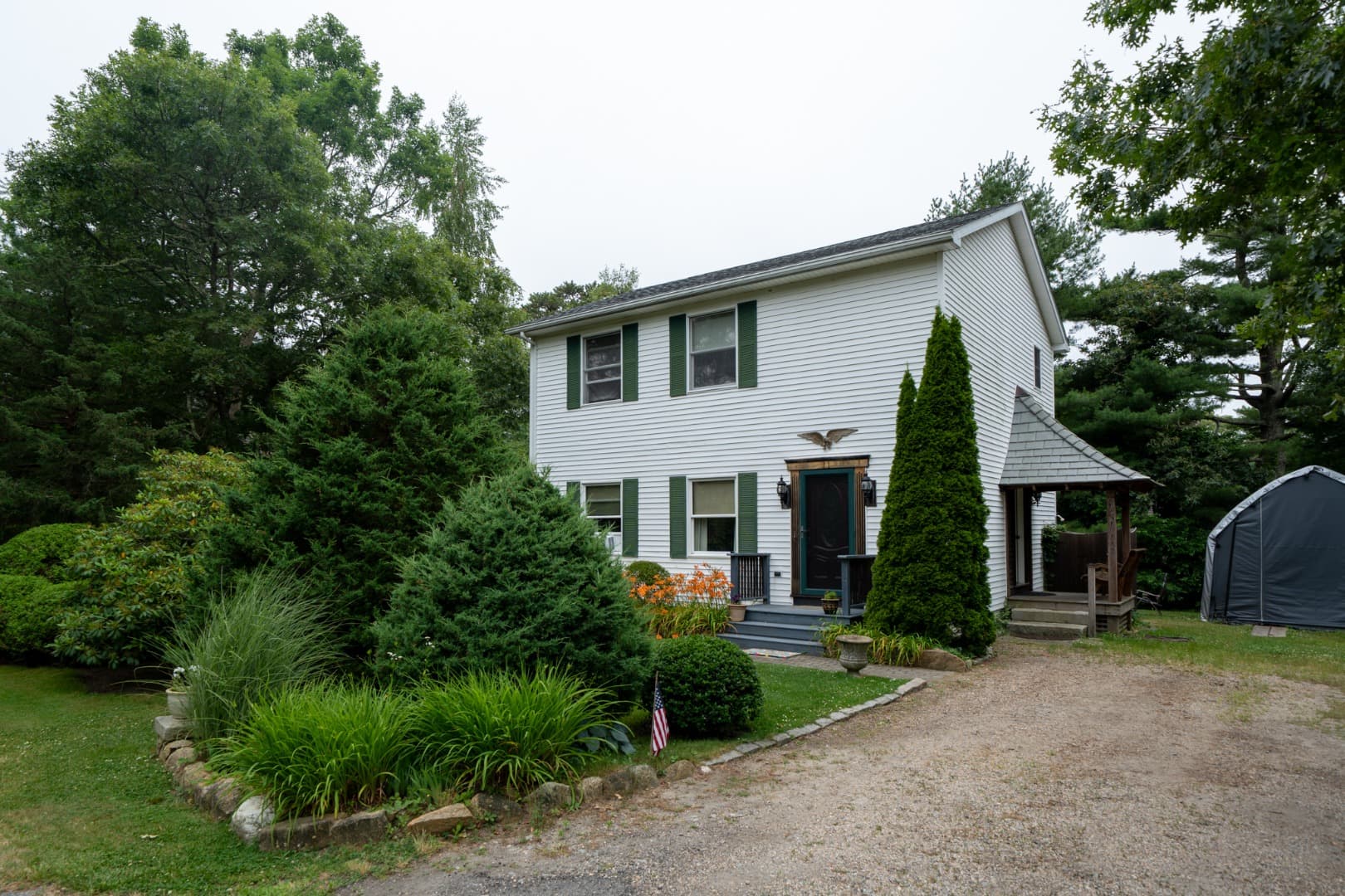 Image 1 - 11 Onondaga Avenue