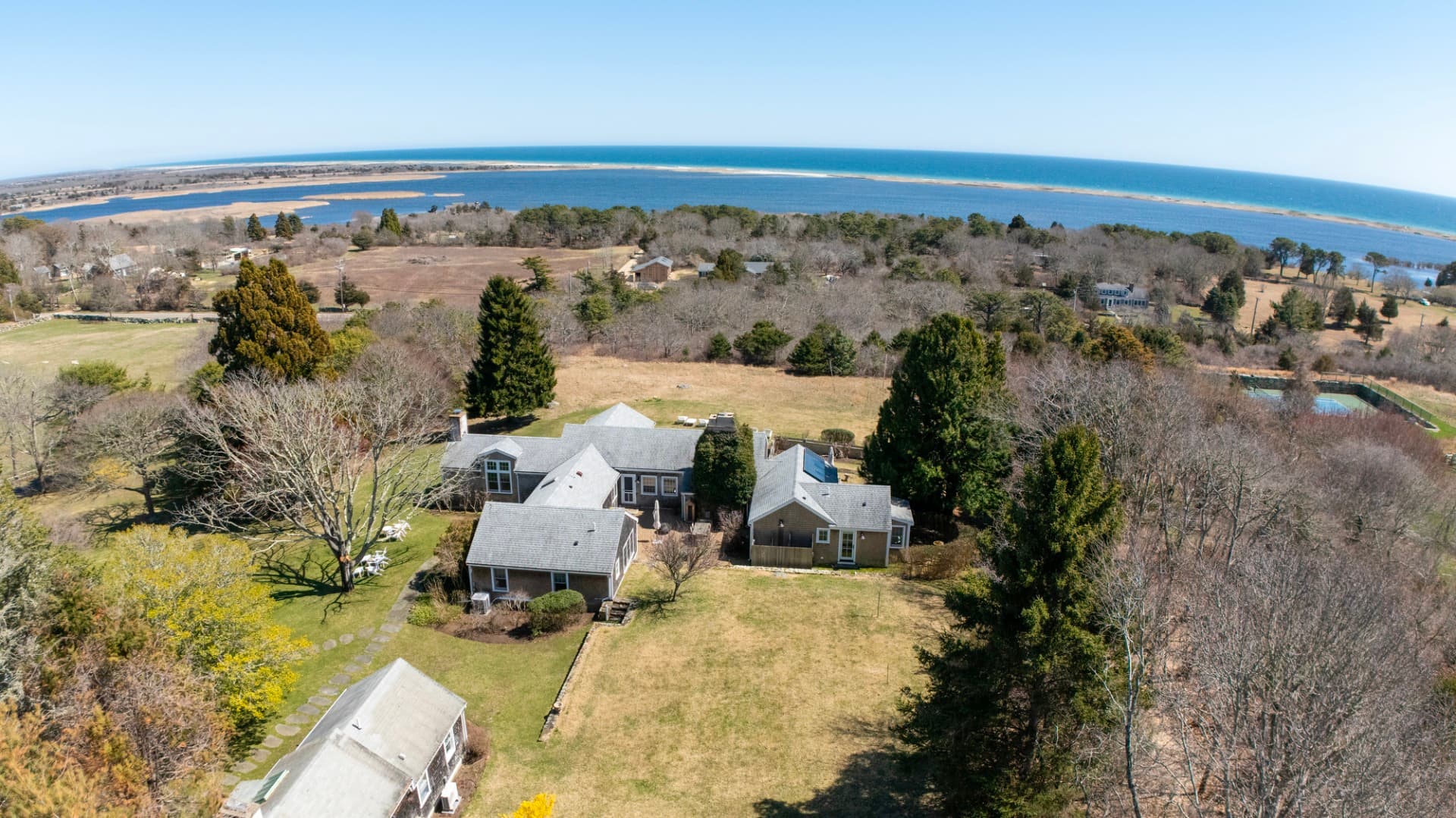 Image 1 - 6 Wakeman Road