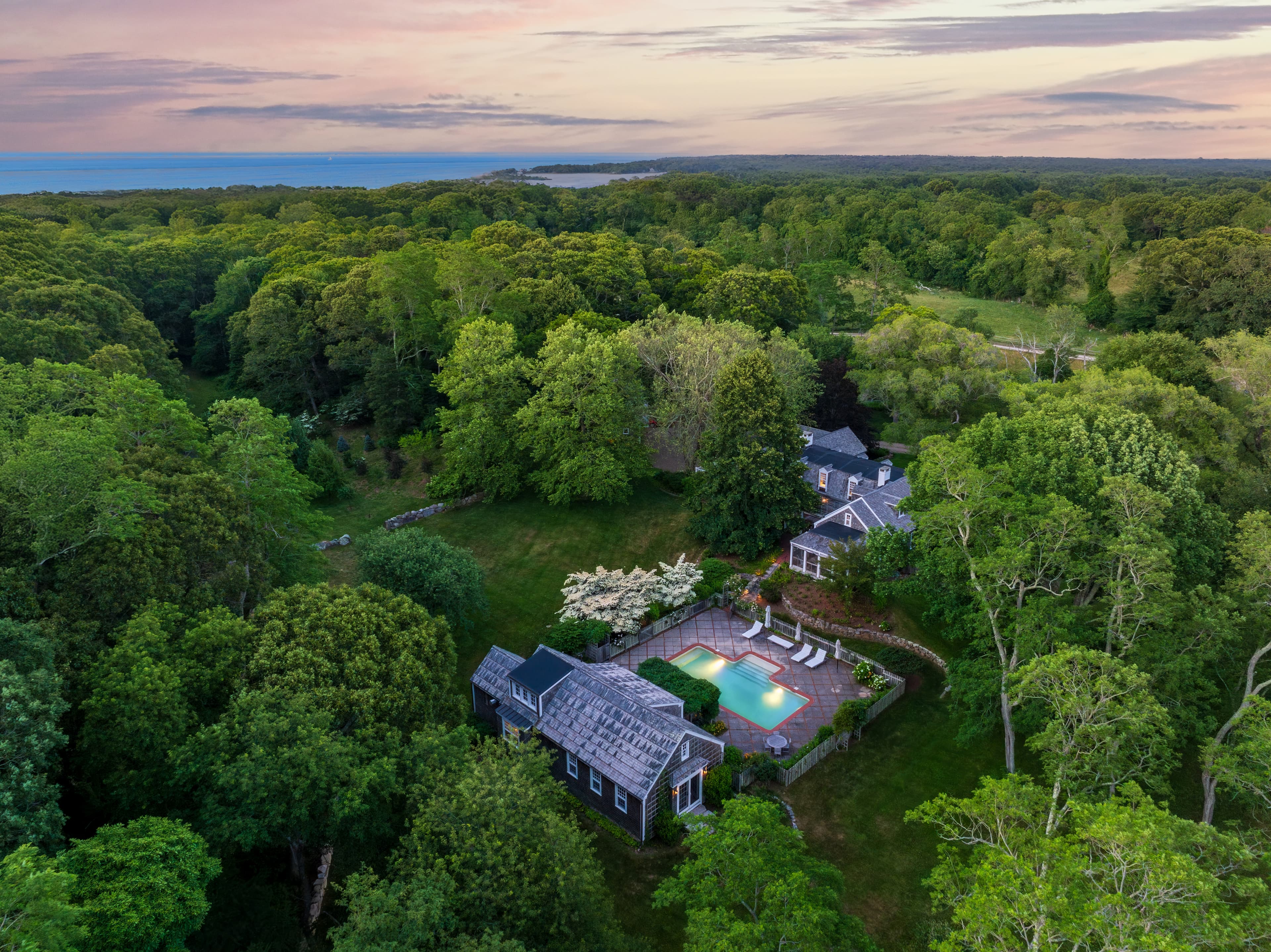 180-pilot-hill-farm-road-vineyard-haven-ma-02568-43384