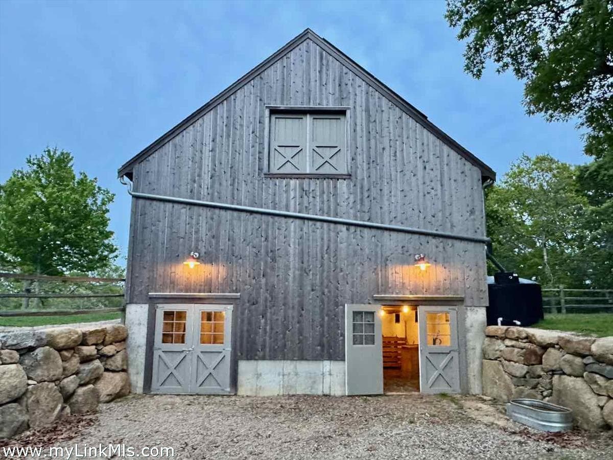 Image 3 - 60 Meetinghouse Road