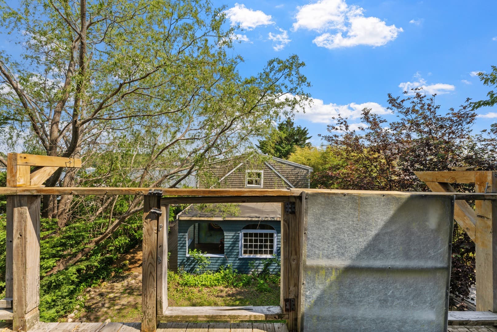 Image 2 - 129 Beach Road/Commercial Studio