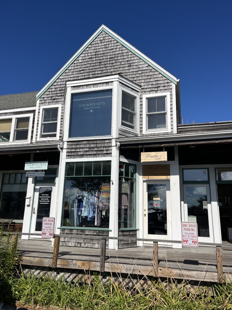 Image 1 - 79 Beach Rd 9