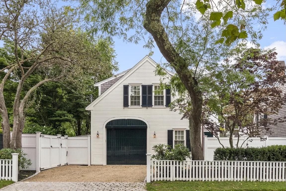 Image 3 - 5 Bedroom Rental in Edgartown, Other - Sleeps 10