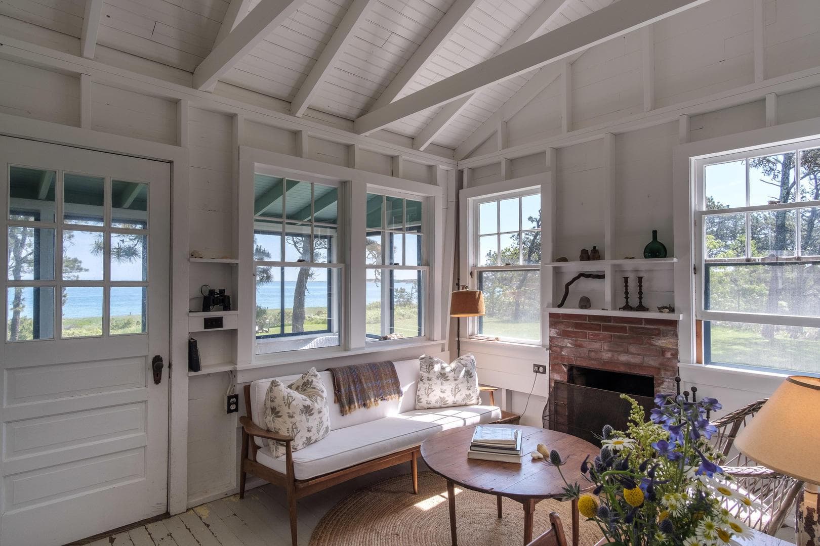 Image 3 - 2 Bedroom Rental in Edgartown, Chappaquiddick - Sleeps 4