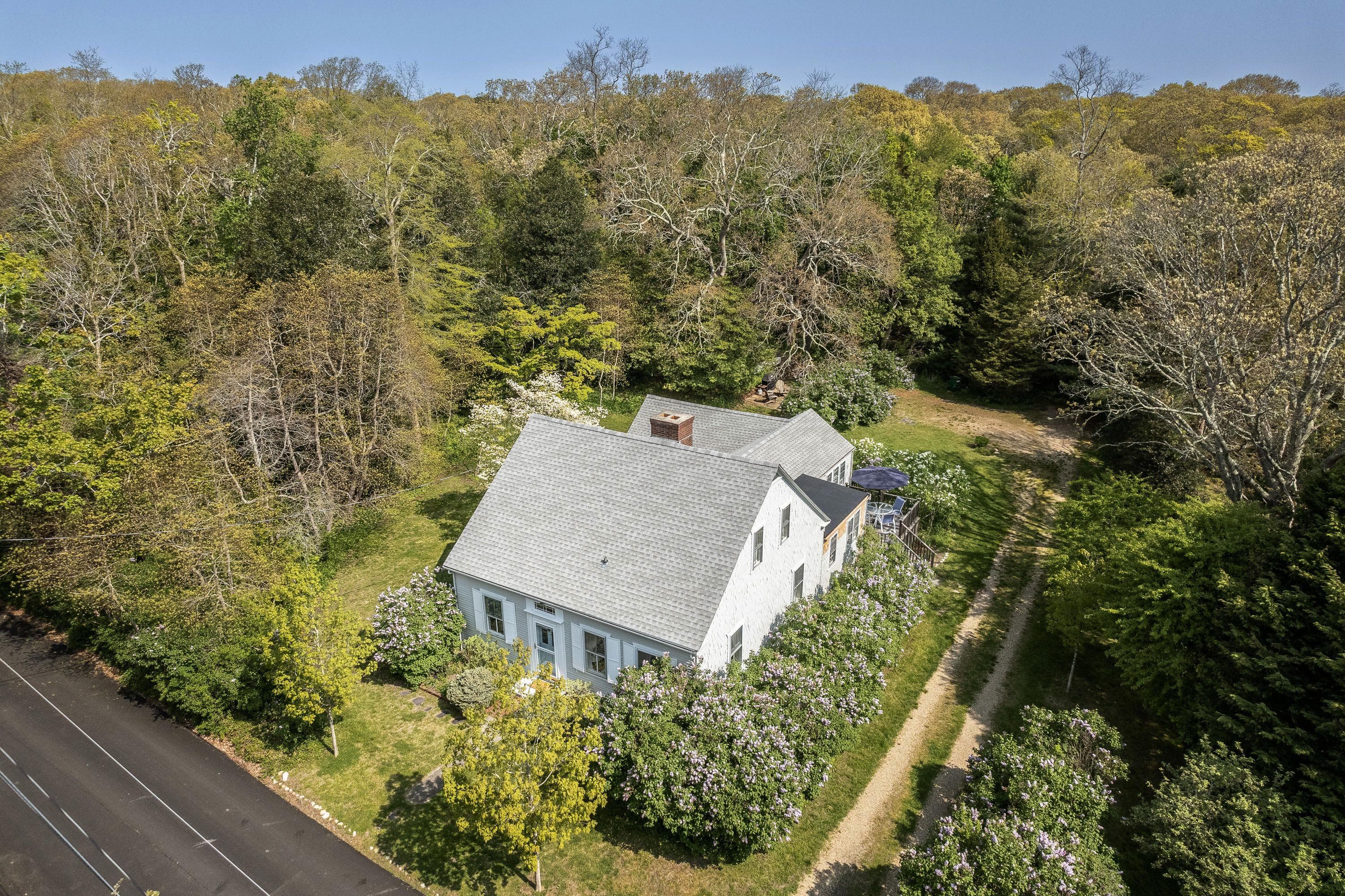 Image 3 - 6 Bedroom Rental in Vineyard Haven, Other - Sleeps 11