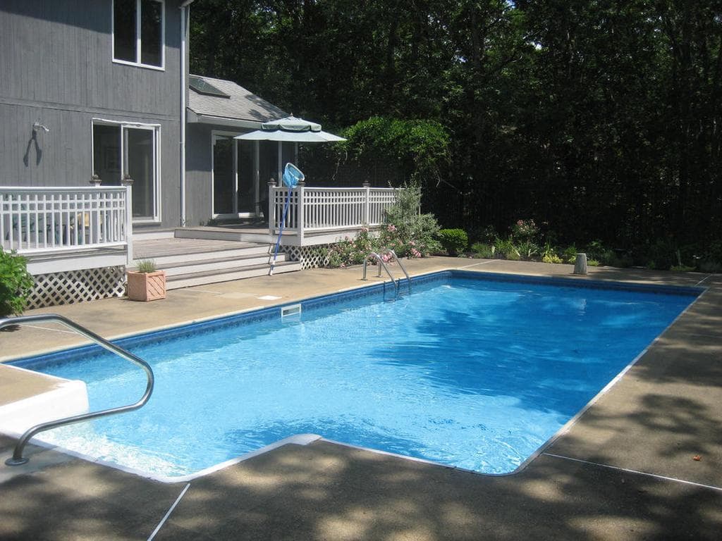 Image 1 - 4 Bedroom Rental in Oak Bluffs, Other - Sleeps 11