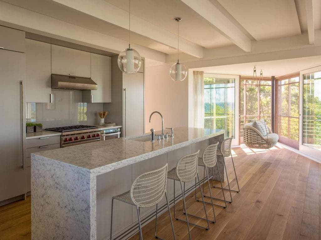 Image 2 - 4 Bedroom Rental in Chilmark, Other - Sleeps 8
