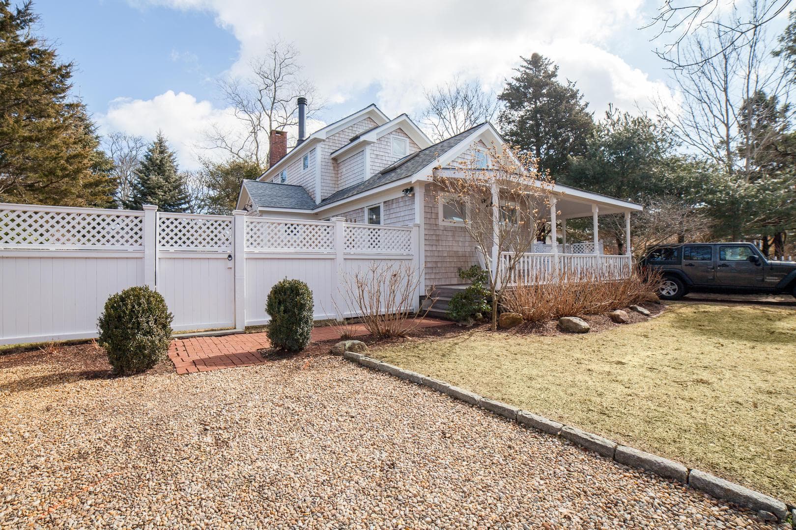 Image 1 - 5 Bedroom Rental in Edgartown, Downtown - Sleeps 9