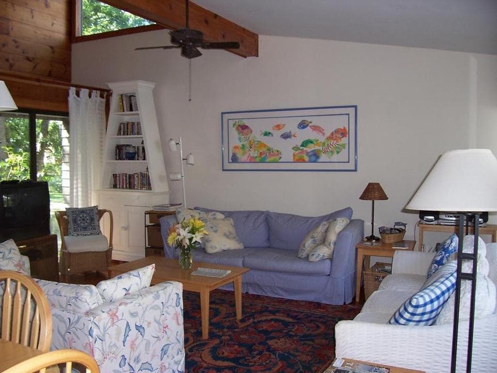 Image 2 - 5 Bedroom Rental in West Tisbury, Other - Sleeps 10