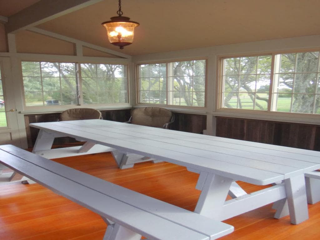 Image 3 - 6 Bedroom Rental in Edgartown, Chappaquiddick - Sleeps 11