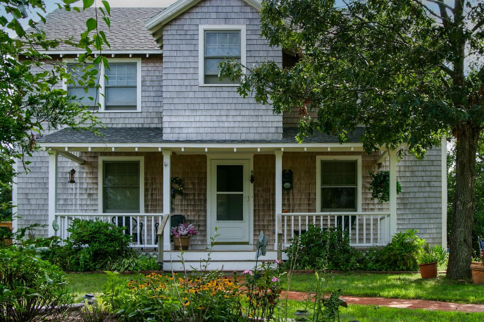 Image 1 - 4 Bedroom Rental in Oak Bluffs, Other - Sleeps 8