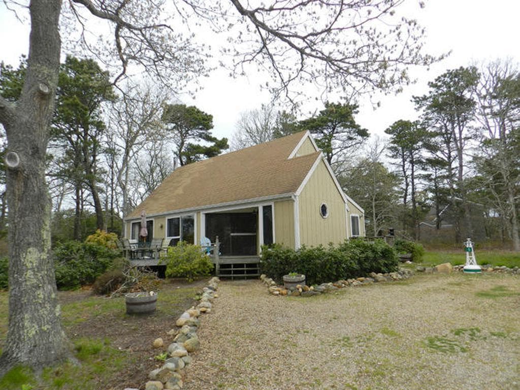 Image 1 - 3 Bedroom Rental in Edgartown, Chappaquiddick - Sleeps 8