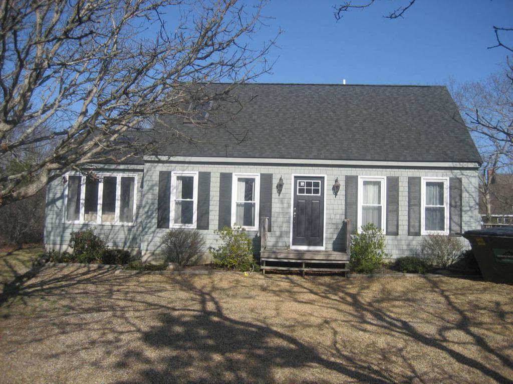 Image 1 - 3 Bedroom Rental in Edgartown, Other - Sleeps 8