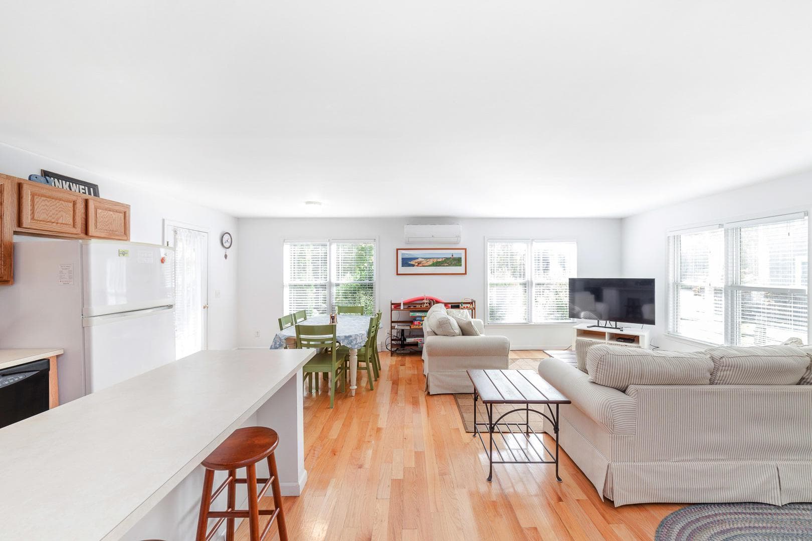 Image 3 - 3 Bedroom Rental in Oak Bluffs, Other - Sleeps 6
