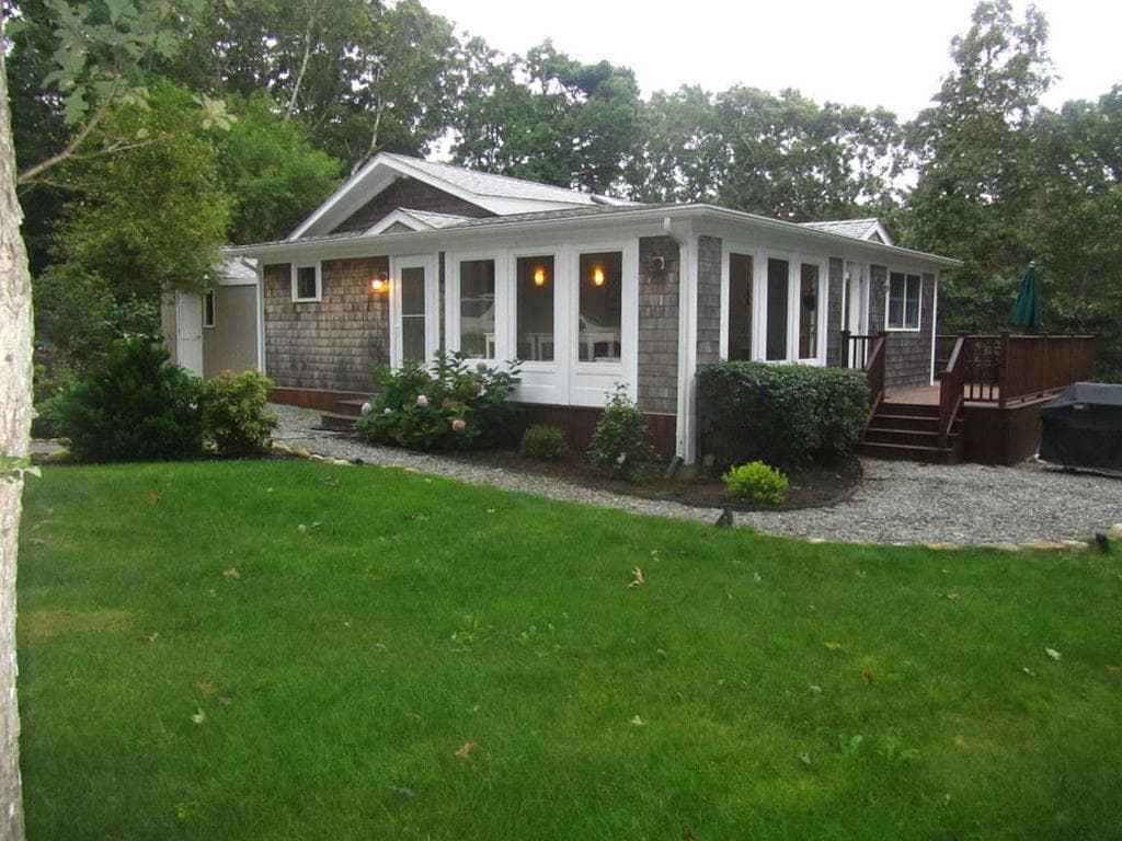 Image 1 - 2 Bedroom Rental in Oak Bluffs, Other - Sleeps 6