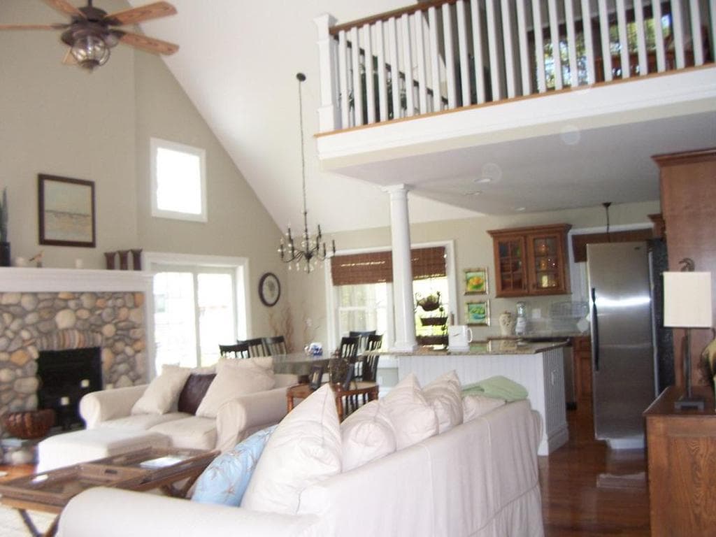 Image 2 - 4 Bedroom Rental in Edgartown, Other - Sleeps 8