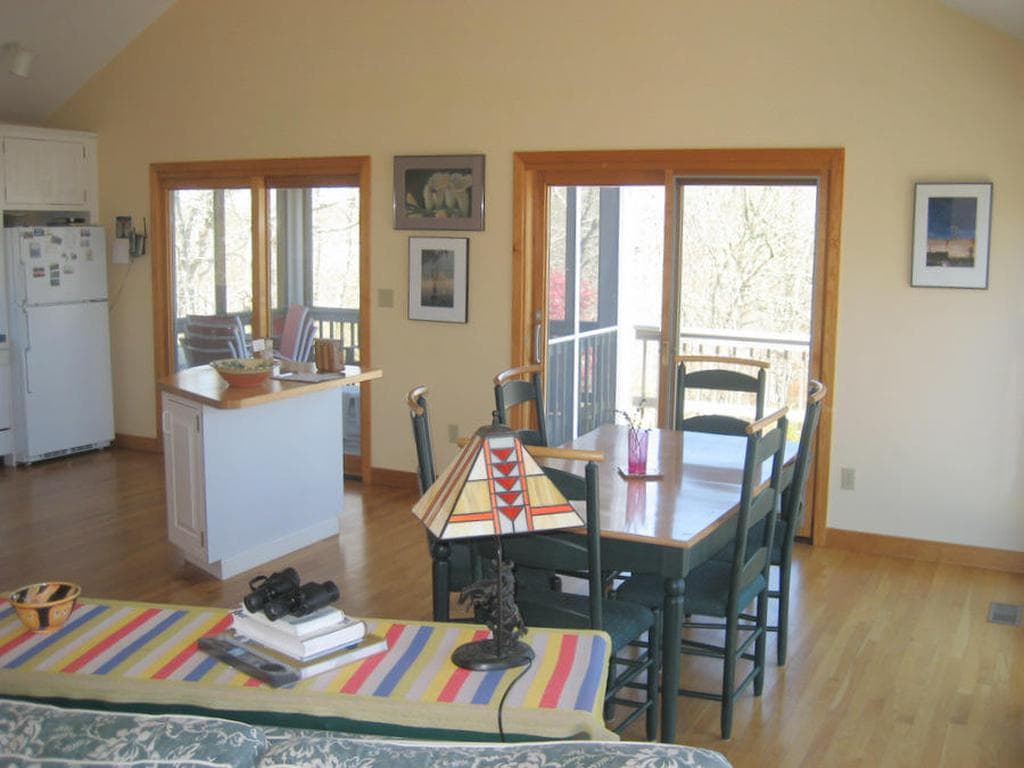 Image 3 - 4 Bedroom Rental in Chilmark, Other - Sleeps 8